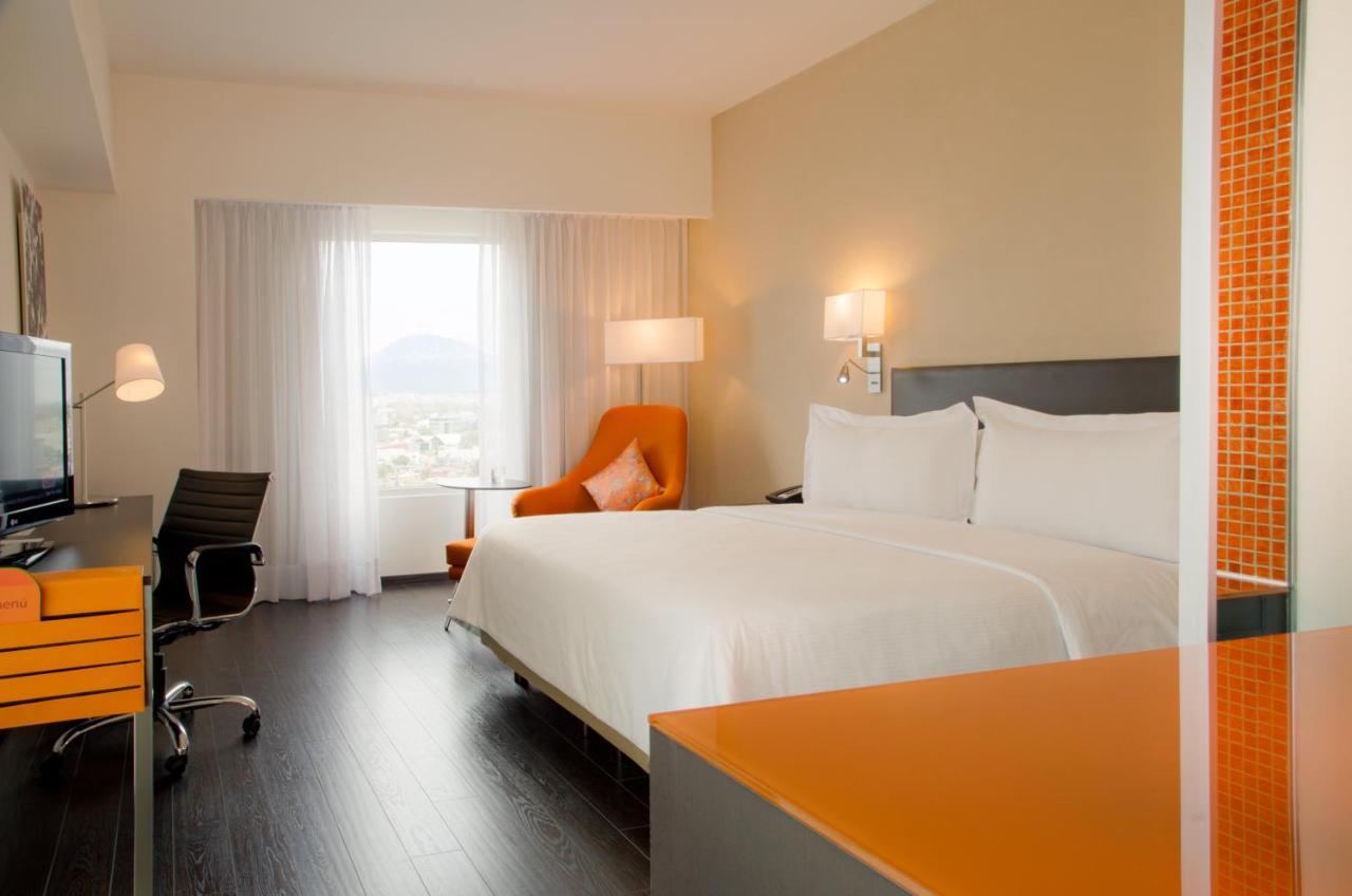 Fiesta Inn Puebla Las Animas Eksteriør billede